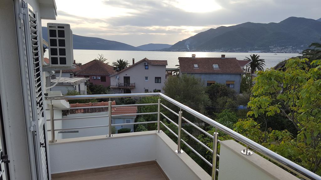 Apartment Milas Tivat Exteriér fotografie
